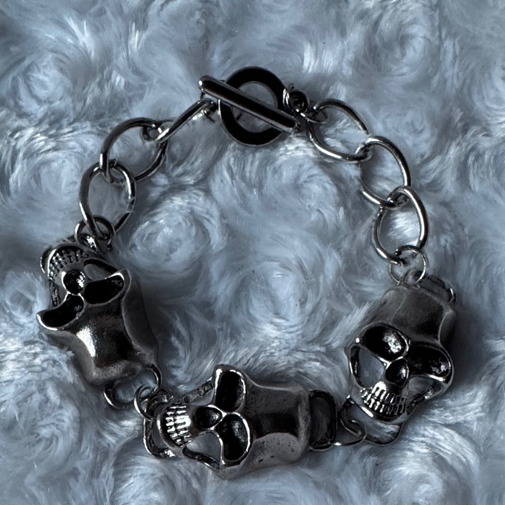 Silver Skull Chain Bracelet